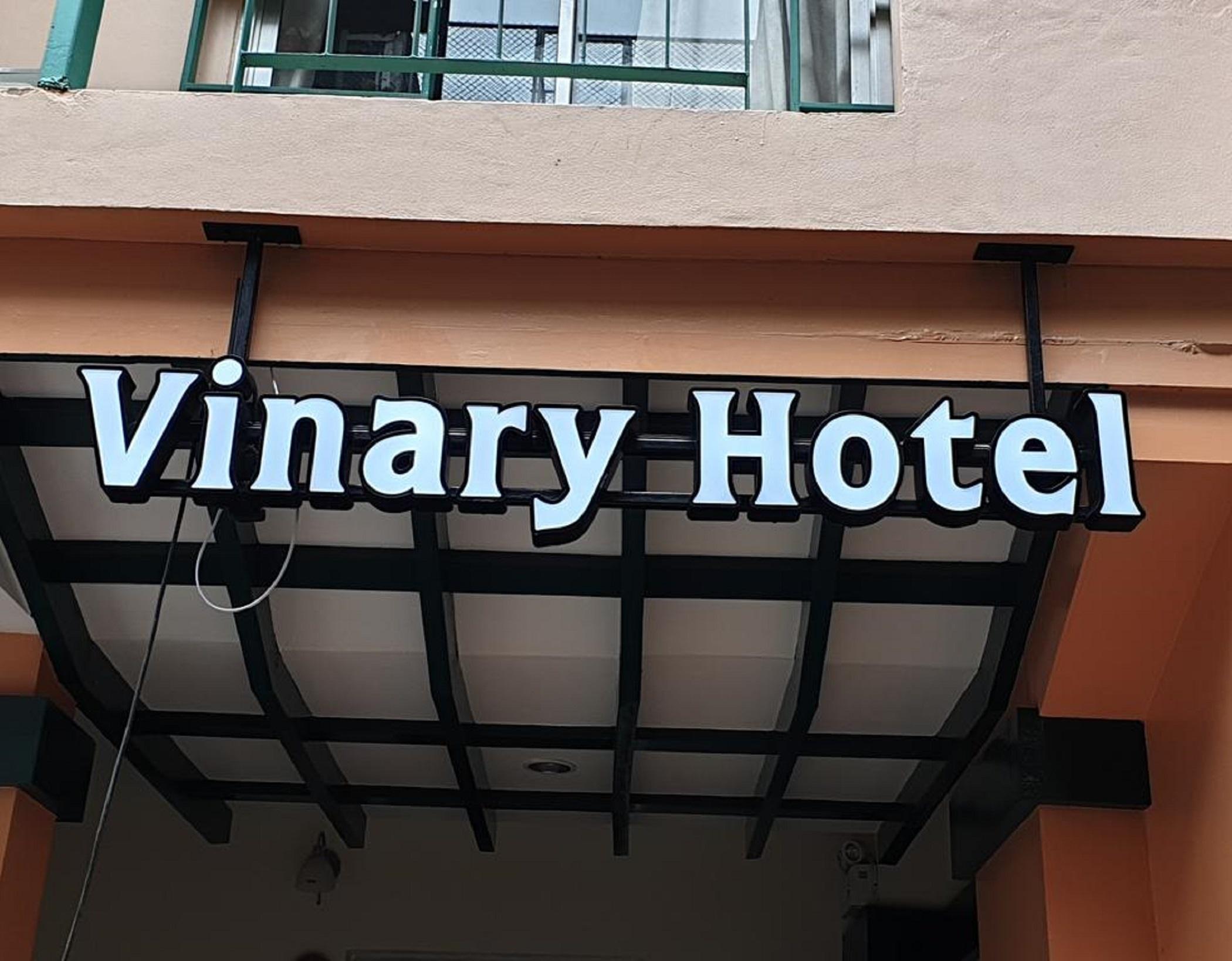 Vinary Hotel Sukhumvit 曼谷 外观 照片
