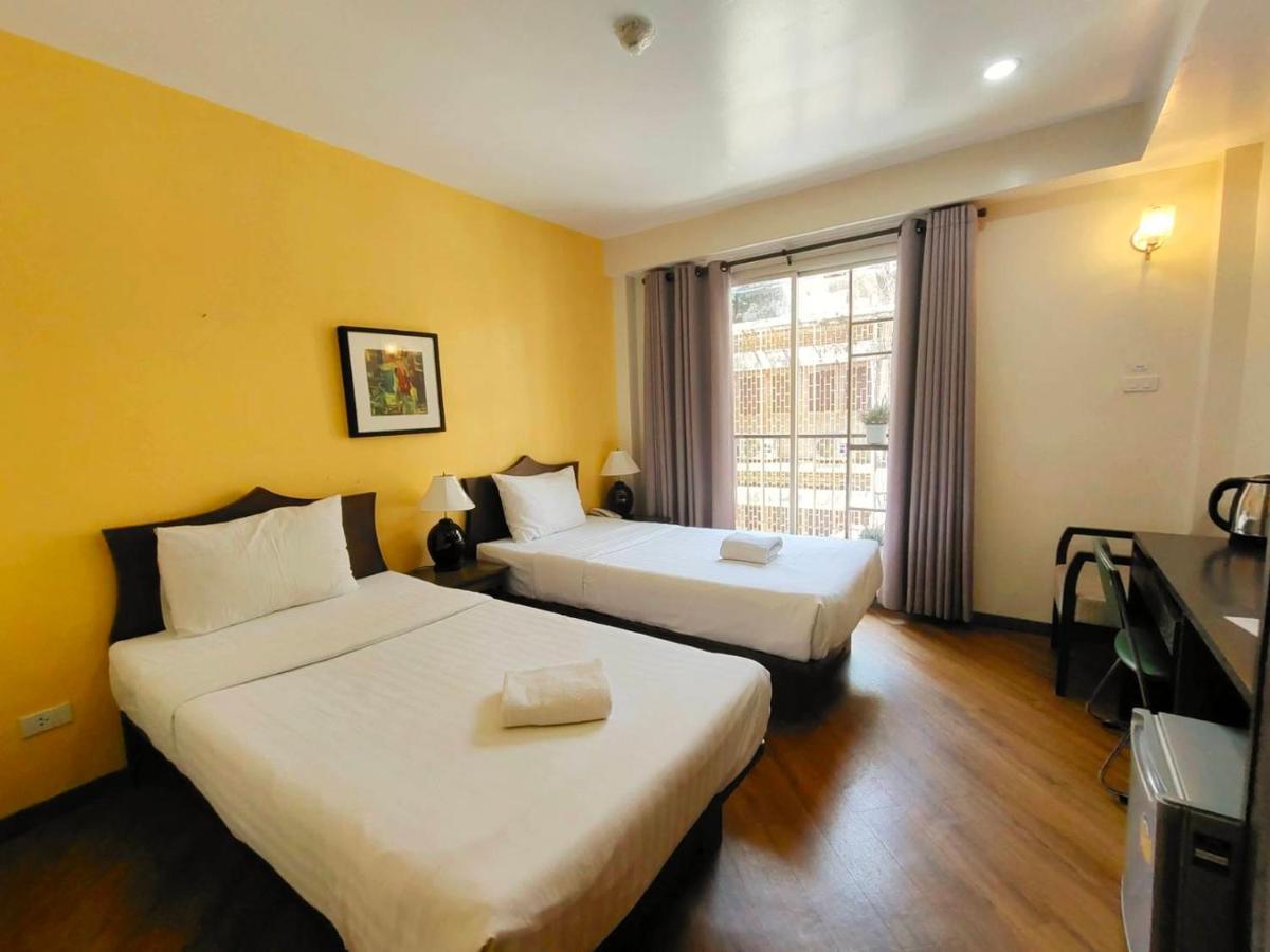 Vinary Hotel Sukhumvit 曼谷 外观 照片