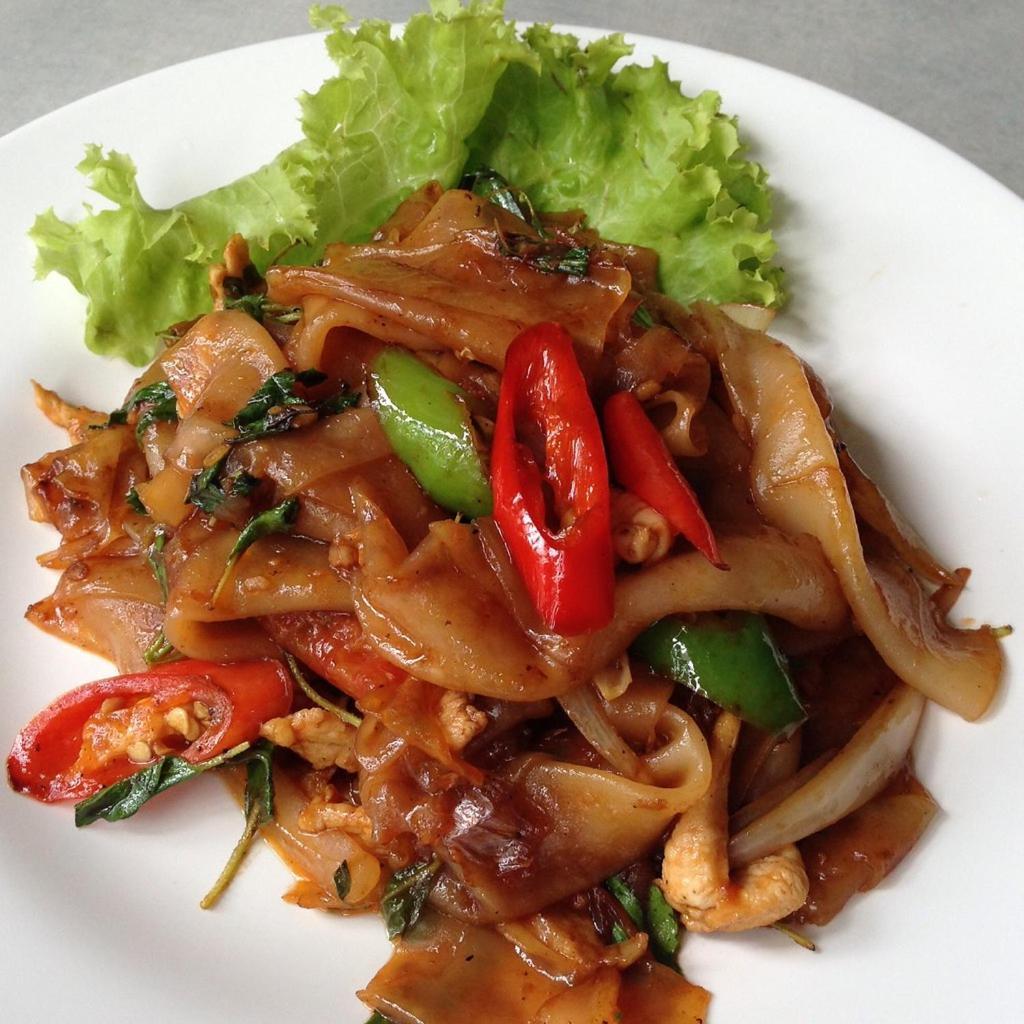 Vinary Hotel Sukhumvit 曼谷 外观 照片