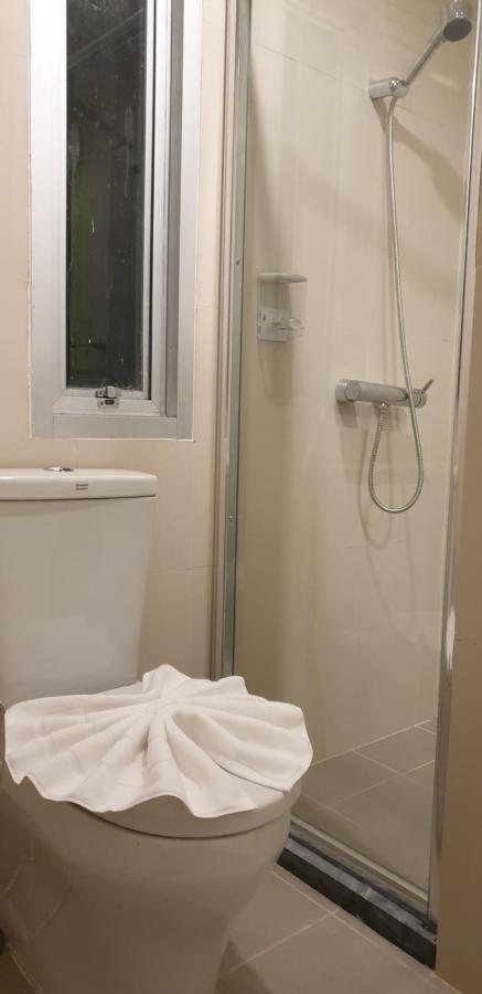 Vinary Hotel Sukhumvit 曼谷 外观 照片